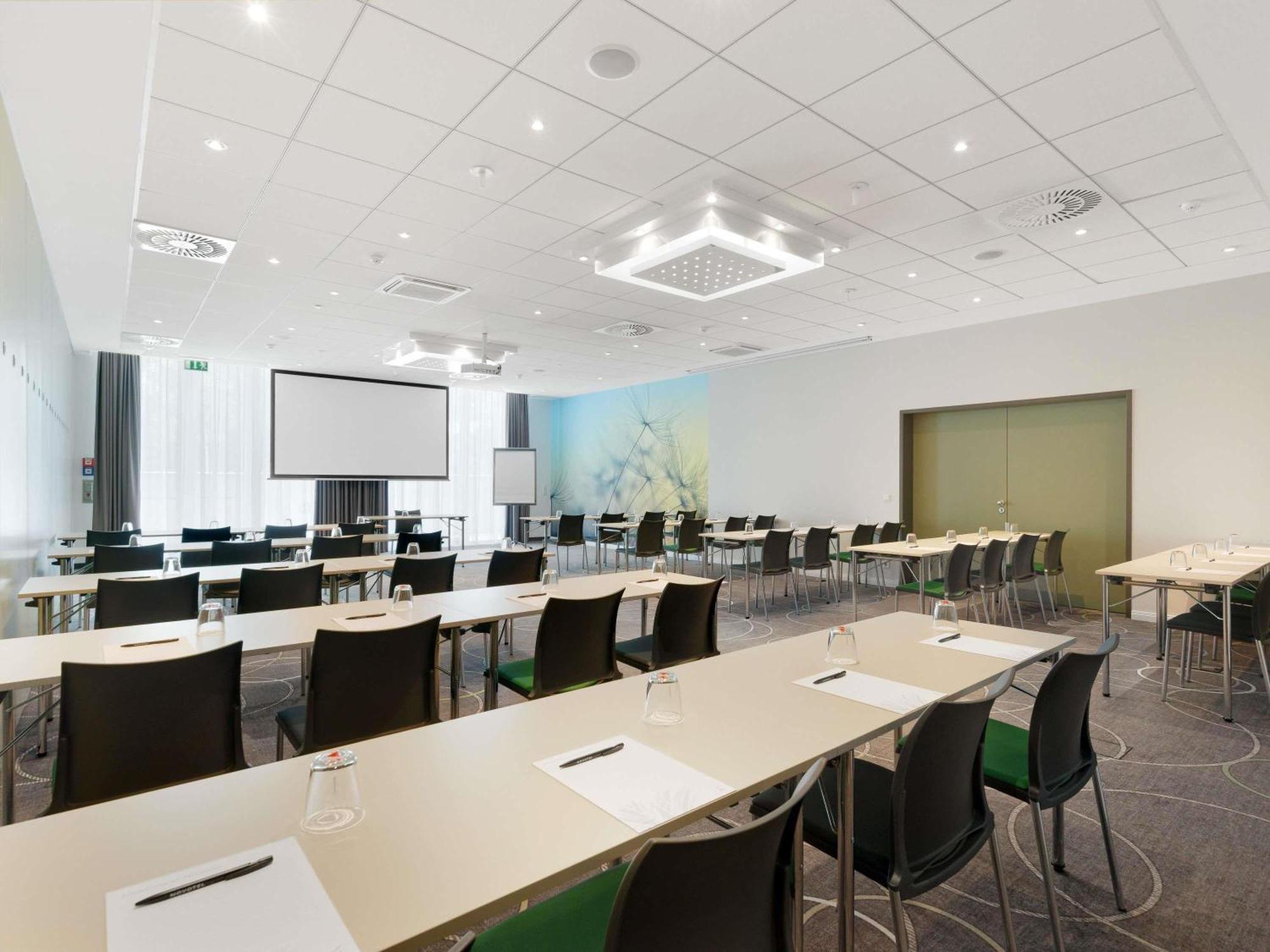 Отель Novotel Mitte Берлин